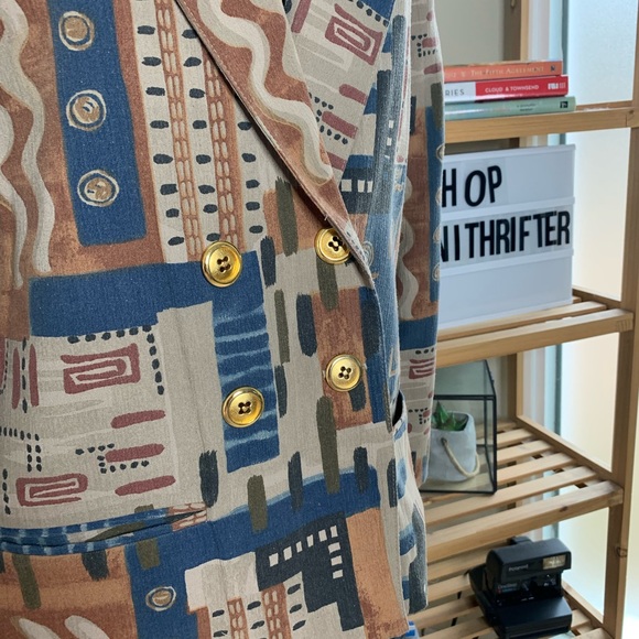 Toni Garment - Picture 5 of 6